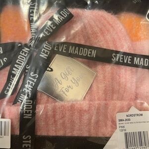 🆕Steve Madden Knitted Beanie Scarf Set Pink Coral Plaid NWT::Gift Idea::